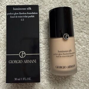 Armani Luminous Silk shade 1.5